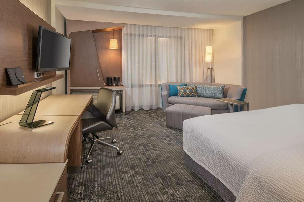 Residence Inn By Marriott Temecula Murrieta Exterior photo